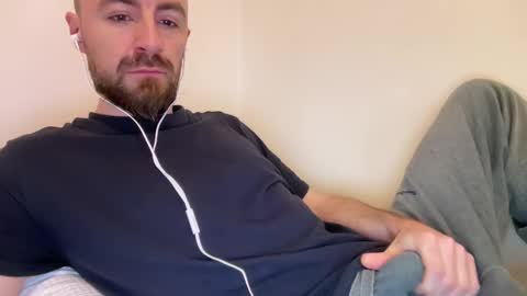 show_jizzness online show from February 6, 8:18 am