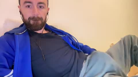 show_jizzness online show from December 15, 7:10 pm