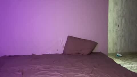 Tom and Betty online show from December 17, 2:22 pm