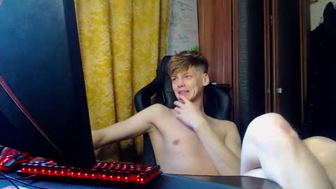 Tom and Betty online show from January 12, 4:49 am