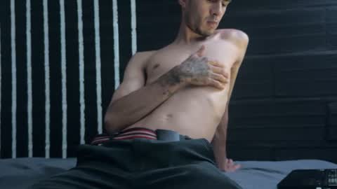 silentseduction69 online show from June 27, 11:43 pm