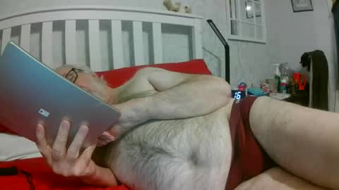 sillyoldman45221063 online show from July 27, 10:17 pm