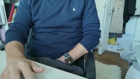 silvertongueduk25 online show from September 25, 9:08 am