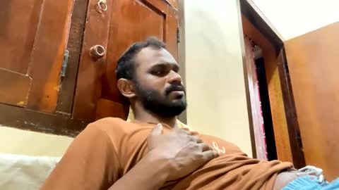 Snapshot of singletamilblackboy chatting on February 11, 7:59 pm singletamilblackboy online show from February 11, 7:59 pm