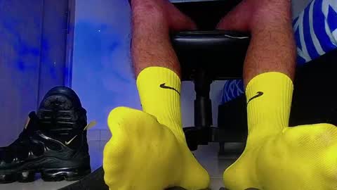 only foot                         worshipers here online show from February 20, 6:26 am