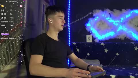 SirReedy online show from December 3, 3:56 am