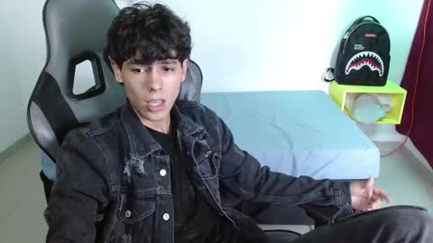 six_god_ online show from December 29, 7:22 pm