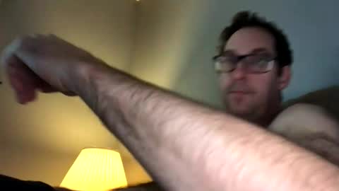 sixfootseven online show from March 23, 1:50 pm