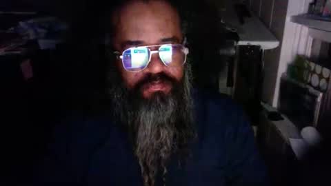 Snapshot of siyah_sakal chatting on February 23, 7:49 am siyah_sakal online show from February 23, 7:49 am