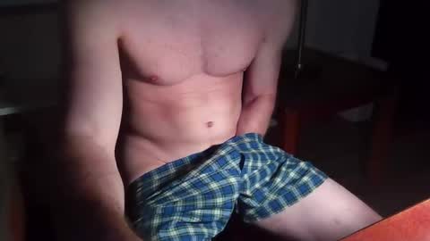 Snapshot of skfuddy chatting on October 29, 10:24 pm skfuddy online show from October 29, 10:24 pm