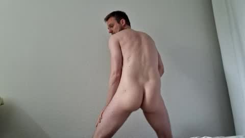 skinnyb24 online show from May 15, 3:53 pm