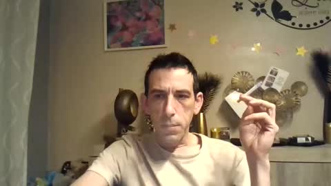 SkinnyBigCock2 online show from December 8, 4:46 am