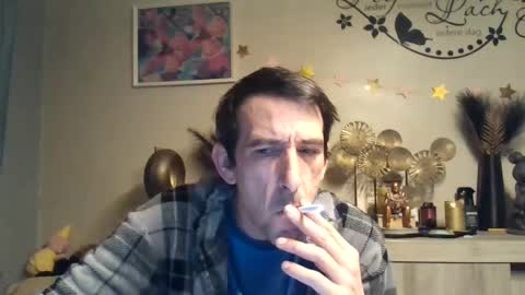 SkinnyBigCock2 online show from March 10, 5:22 am