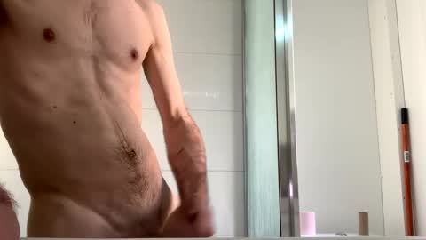 skinnybigdk online show from March 6, 12:52 pm