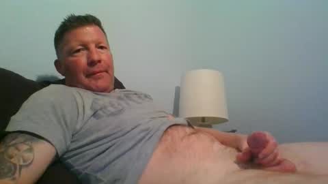 skinnymeat858205 online show from March 28, 3:29 am