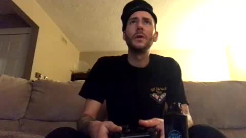 Meatnbones online show from February 4, 10:45 pm