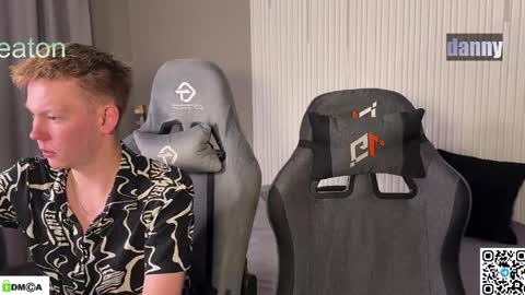 sky_hunter online show from April 13, 4:29 pm