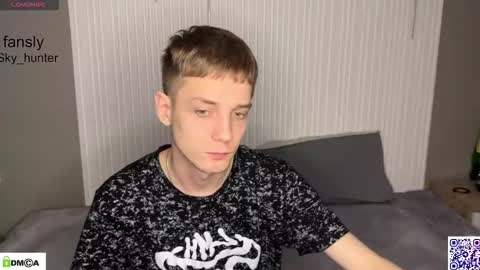 sky_hunter online show from November 19, 4:18 pm