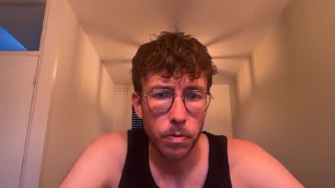 skyisthelimit1995 online show from July 24, 7:43 pm