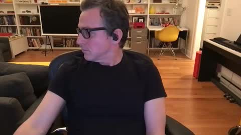 Skyline3371 online show from December 21, 4:53 am