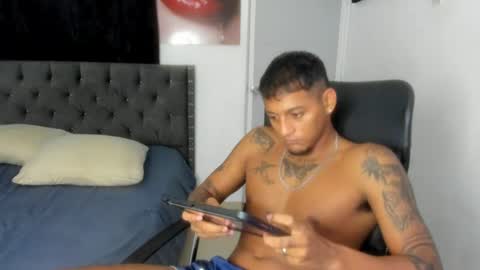 slim_master12 online show from July 25, 6:32 am