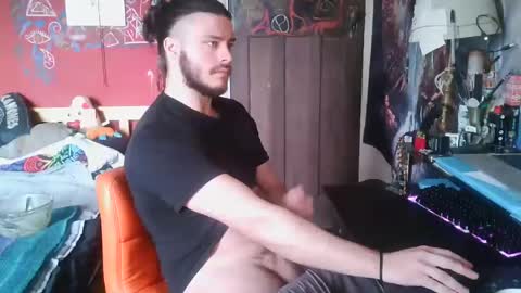 Slutsfriend online show from June 3, 3:50 pm