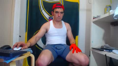 small wood21 online show from January 7, 12:10 pm