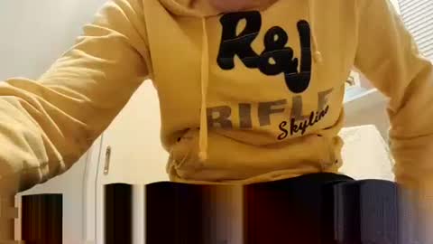 smallone8825 online show from September 28, 5:38 am