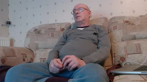 Steve online show from December 21, 7:44 pm