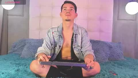 KAI online show from December 2, 12:47 am