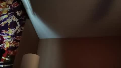 smoke-4-me online show from March 4, 3:08 pm