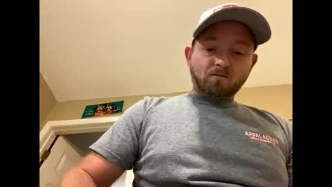 smokeymt420 online show from December 8, 2:18 am