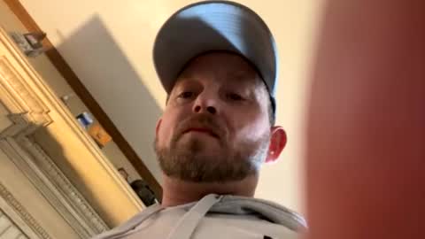 smokeymt420 online show from December 3, 3:22 pm