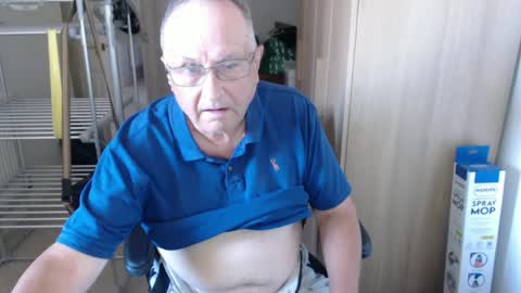 smoothmutton online show from July 12, 2:41 pm