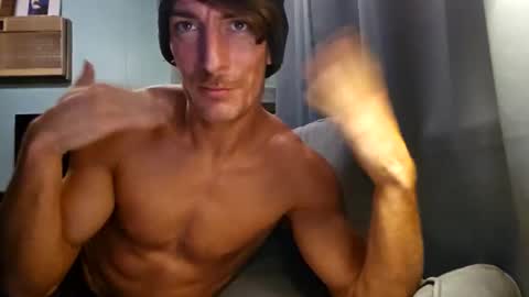 Snackyyyy online show from February 5, 1:01 am