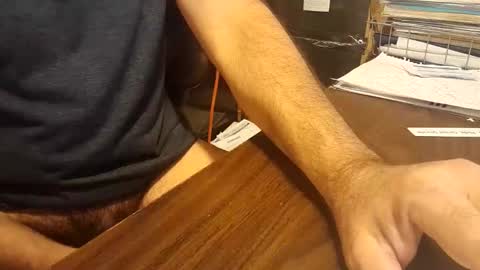 watchmecum online show from October 29, 6:00 pm