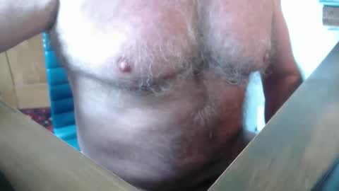 Snapshot of snudge432 chatting on October 11, 11:03 am snudge432 online show from October 11, 11:03 am