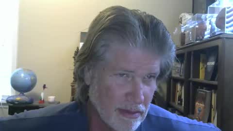 Brett online show from April 15, 9:15 pm