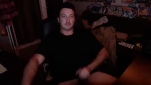 Snapshot of sophiaroze chatting on December 17, 8:34 am sophiaroze online show from December 17, 8:34 am