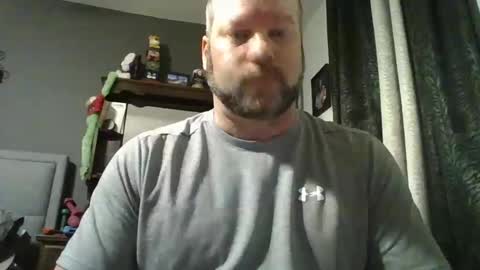 Snapshot of soro00421 chatting on January 8, 10:27 pm soro00421 online show from January 8, 10:27 pm