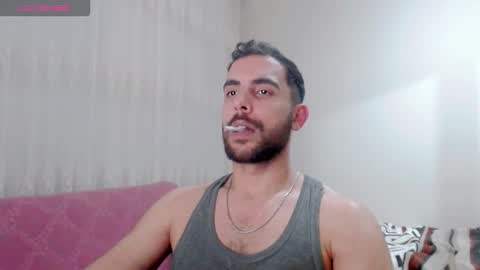 luis online show from February 13, 10:37 pm