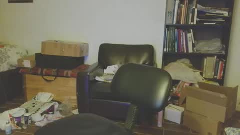 Southernblueyes online show from April 5, 3:58 am