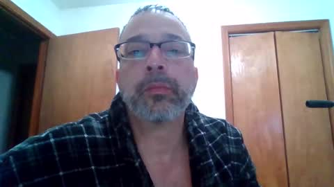 southernct online show from February 17, 11:03 pm