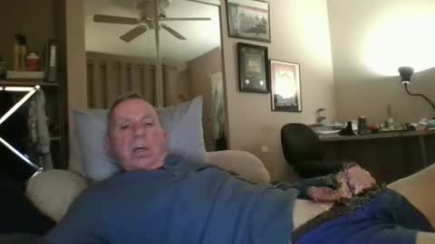 sox1957 online show from February 7, 10:33 am