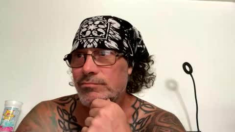 specter1972 online show from April 5, 4:25 pm