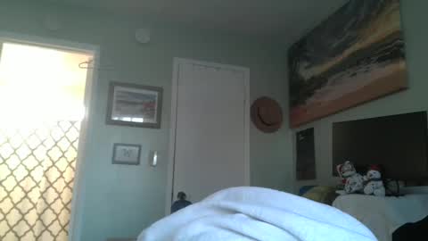 Snapshot of spicey_couple222 chatting on January 16, 12:34 am spicey_couple222 online show from January 16, 12:34 am