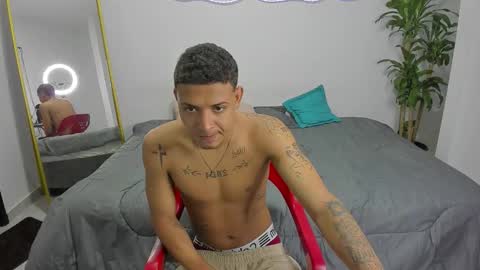 spicy_master77 online show from December 3, 5:52 pm
