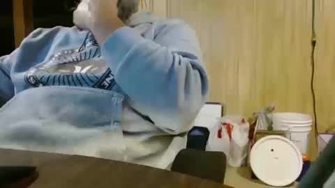 Snapshot of splash_w chatting on October 20, 1:26 pm Splash Man online show from October 20, 1:26 pm