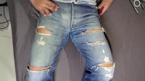 SpunkyLevisJeans online show from November 23, 11:27 pm