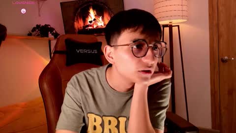 sr_evann online show from March 9, 5:51 pm